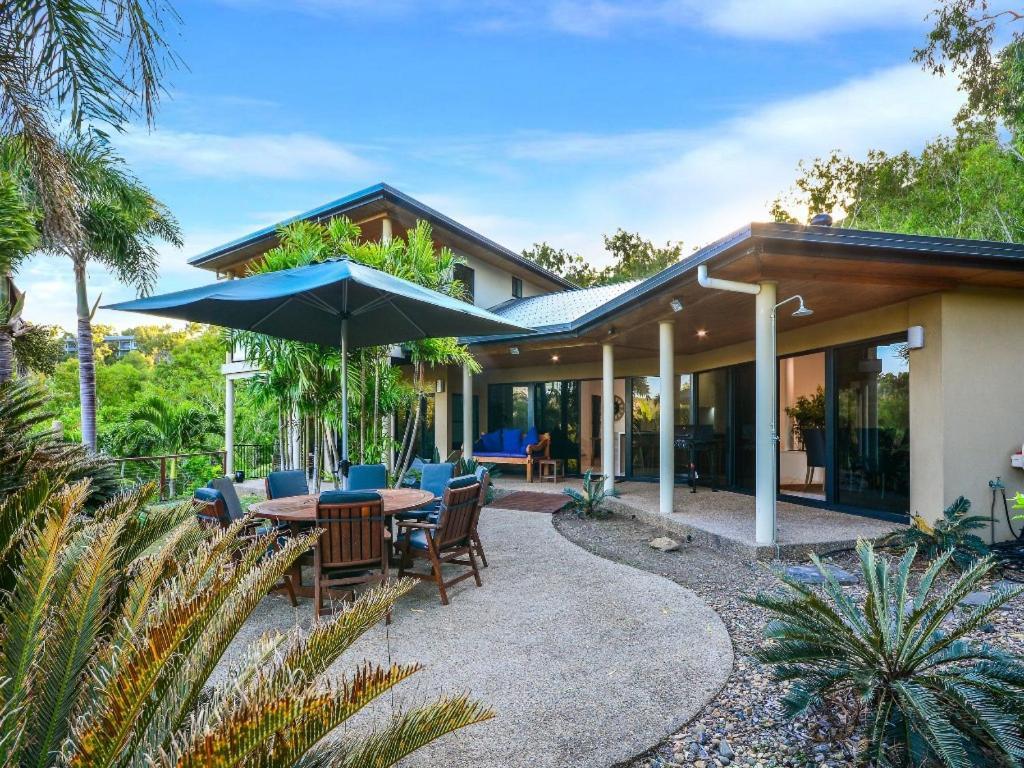 The Palms On Hamilton Island Villa Exterior foto